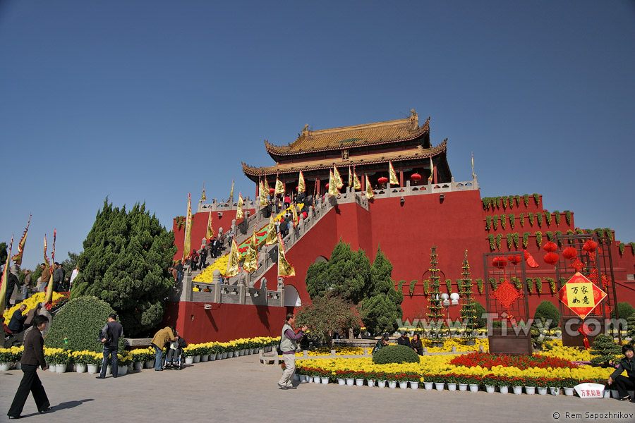 Dragon Pavilion