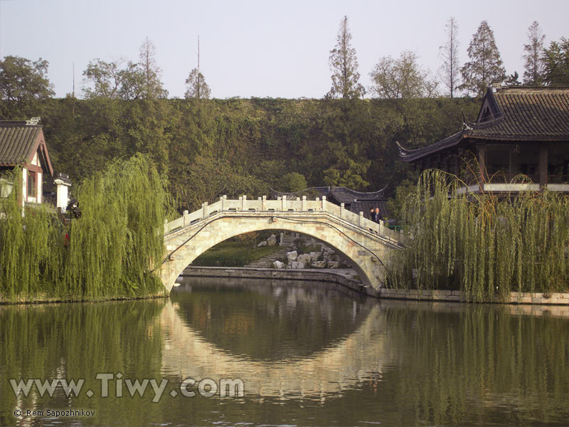 Bailuzhou park