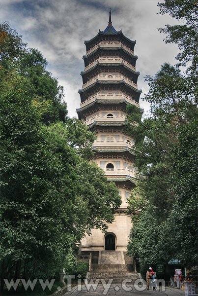 Пагода Лингу