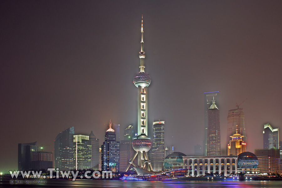 Resultado de imagem para Torre de TelevisÃ£o em shanghai