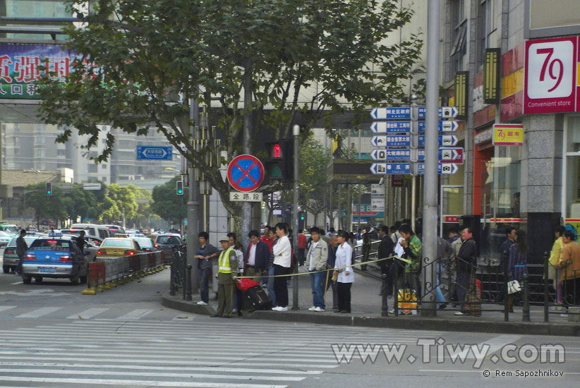 Little paddock for pedestrians