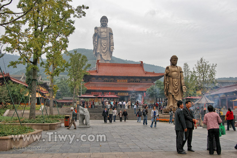 Gran Buda de Ling Shan