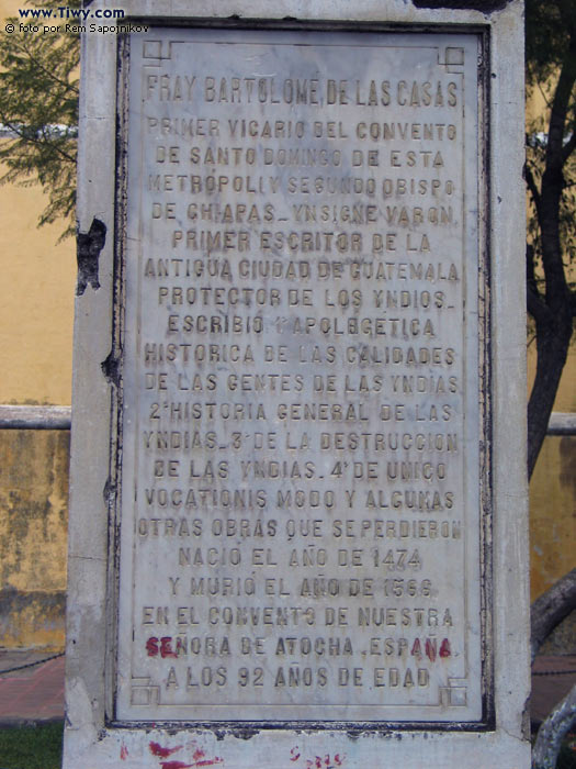 El busto de fray Bartolome de Las Casas defensor de los indigenos. 