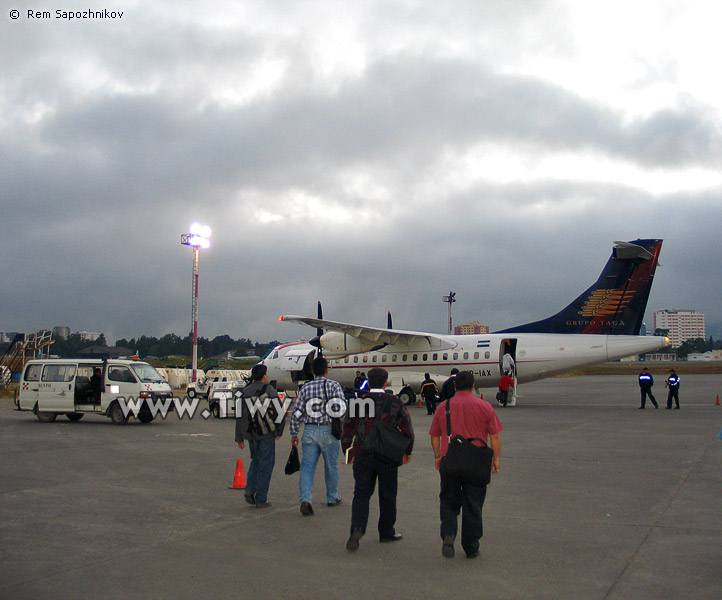 Plane to Tikal