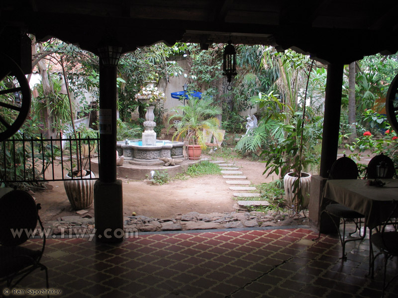 In Comayagua there are a lot of snack bars with local colour