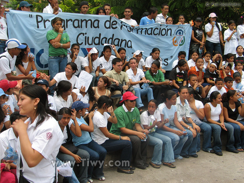 School kids unanimously stand for their rights