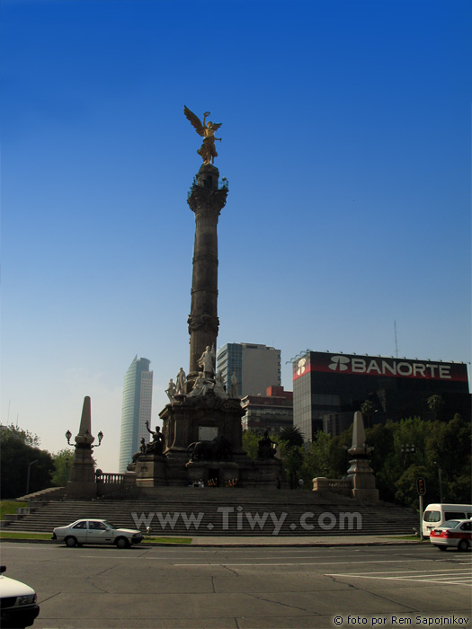 "Angel" is a monument to the independence of Mexico