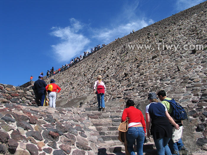 he Pyramid of the Sun