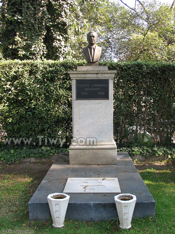 The grave of Vicente Lombardo Toledano