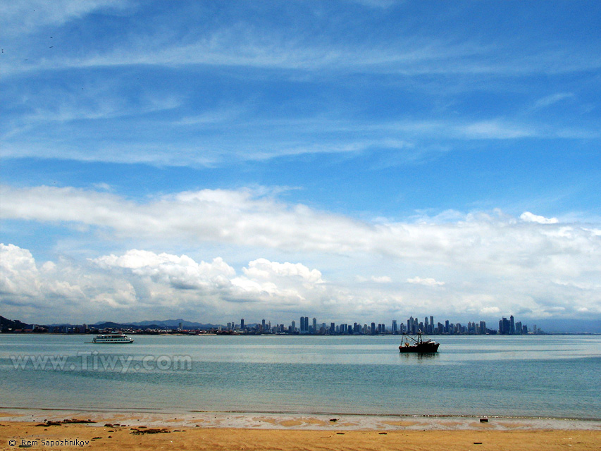 View of Panama-city from Casco Viejo