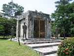 Mausoleum of Omar Torrijos in the deserted park of Amador district