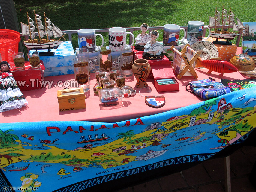 Panamanian souvenirs