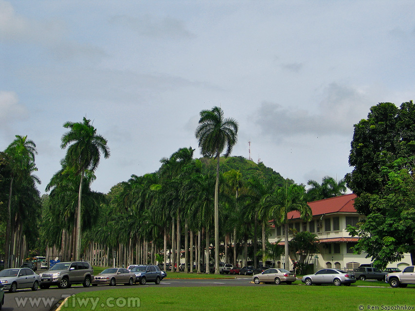 Edificio de Administracin del Canal