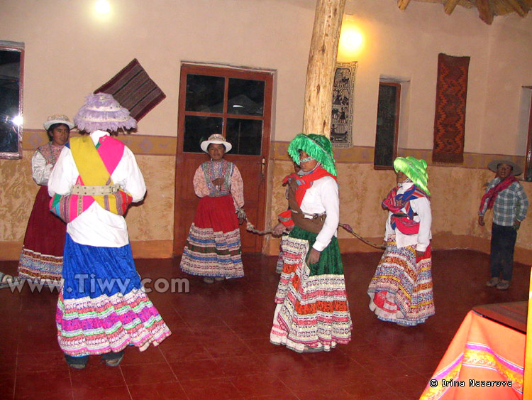 Local kids performing national dances