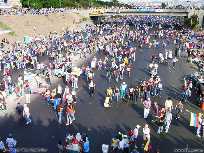 Contramanifestacion de la oposicion a Chavez - 25 de Enero del 2003